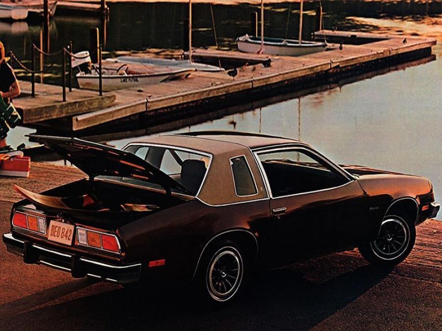  Chevrolet Monza Towne Coupe 1975 года  (фото 2 из 2)